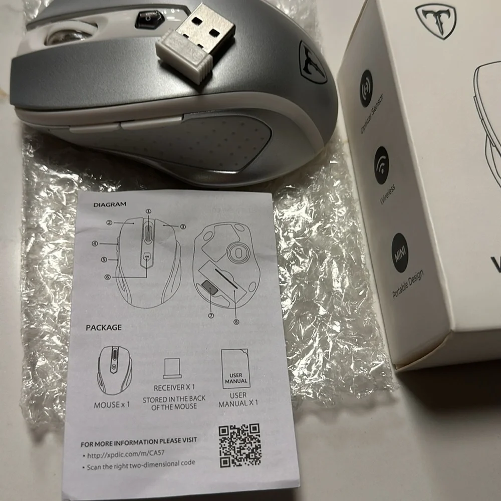 NWOT- VicTsing Wireless Silver-Gray and White Portable Mouse with USB Receiver